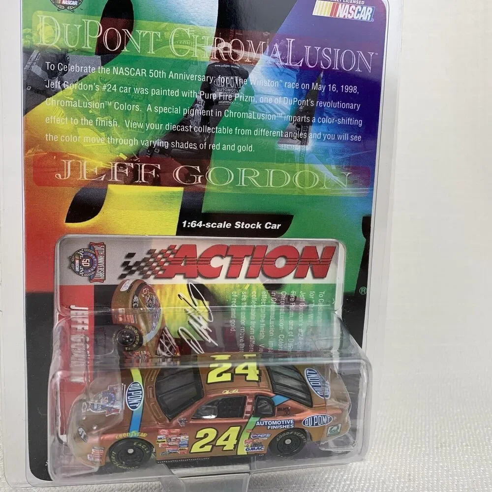 1998 ACTION DuPont #24 Jeff Gordon DuPont CHROMALUSION‎ Chevy Monte Carlo 1:64